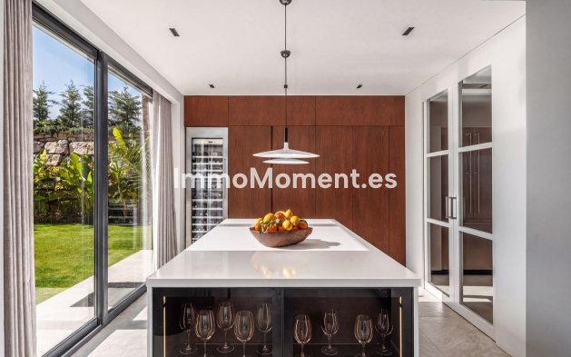 Resale - Detached villa - Marbella - La Mairena