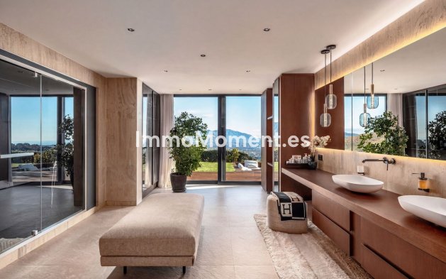 Resale - Detached villa - Marbella - La Mairena