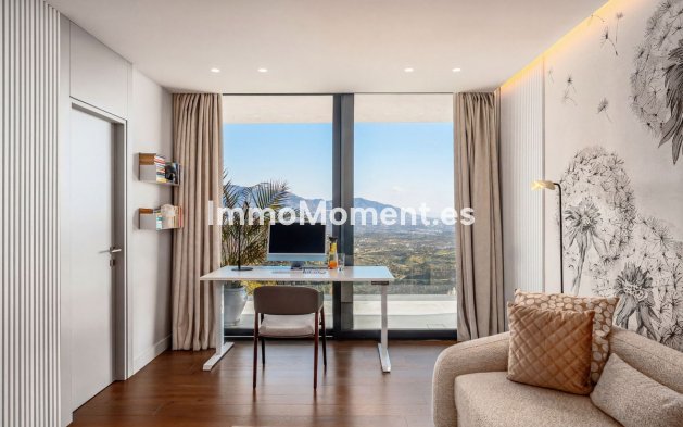 Resale - Detached villa - Marbella - La Mairena