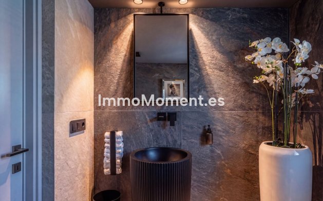 Resale - Detached villa - Marbella - La Mairena