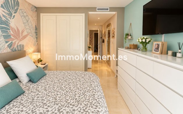 Resale - Apartment - Estepona - Cancelada