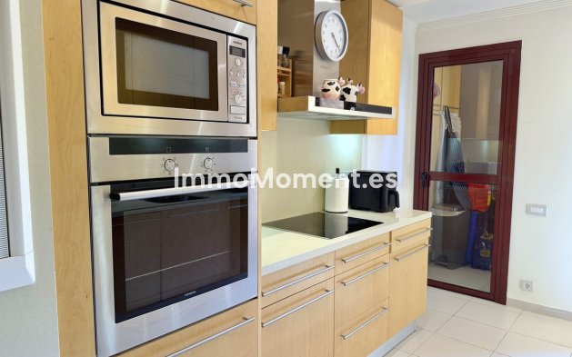 Wiederverkauf - Wohnung - Estepona  - Estepona Centro