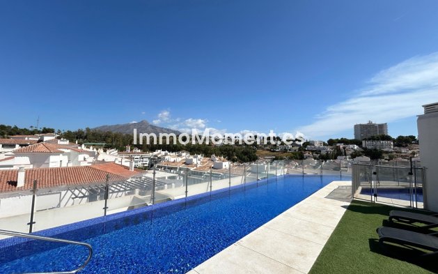 Resale - Apartment - Marbella - Nueva Andalucía