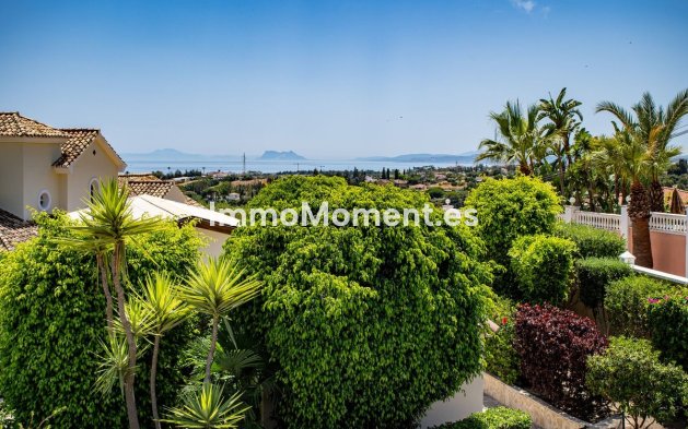 Bestaande woning - Vrijstaande villa - Estepona  - El Padron