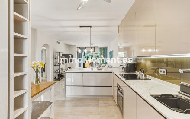 Revente - Appartement - Marbella - Guadalmina Alta