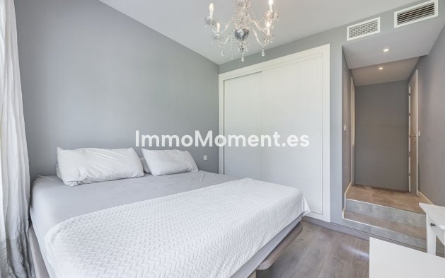 Wiederverkauf - Wohnung - Marbella - Nueva Andalucía