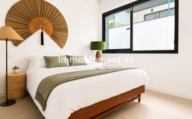 Resale - Townhouse - Estepona - Atalaya