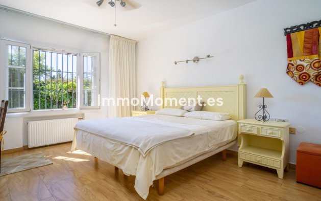 Reventa - Villa independiente - Marbella - Guadalmina Alta