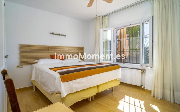 Reventa - Villa independiente - Marbella - Guadalmina Alta