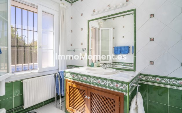 Reventa - Villa independiente - Marbella - Guadalmina Alta