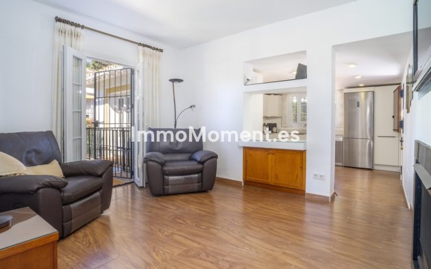 Reventa - Villa independiente - Marbella - Guadalmina Alta
