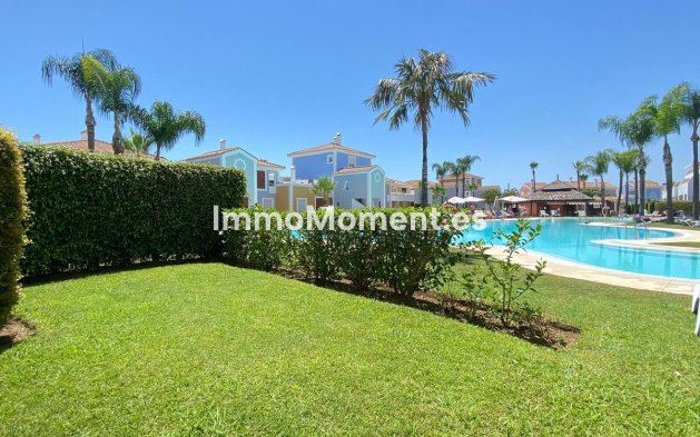Revente - Appartement - Estepona  - Estepona Centro