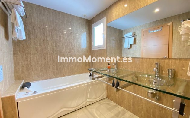 Bestaande woning - Appartement - Estepona  - Estepona Centro