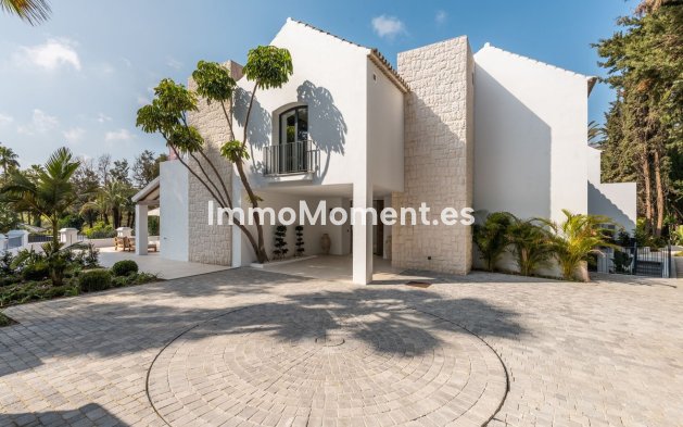 Resale - Detached villa - Marbella - Nueva Andalucía