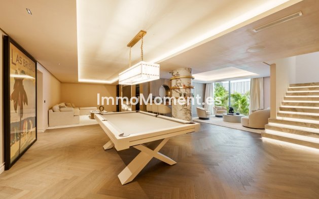 Resale - Detached villa - Marbella - Nueva Andalucía