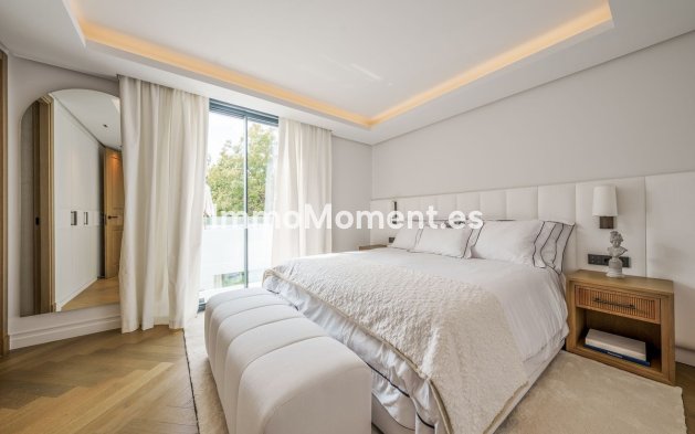 Resale - Detached villa - Marbella - Nueva Andalucía