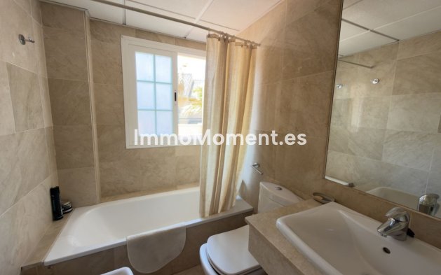 Resale - Apartment - Marbella - Elviria