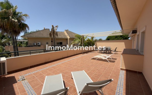Resale - Apartment - Marbella - Elviria