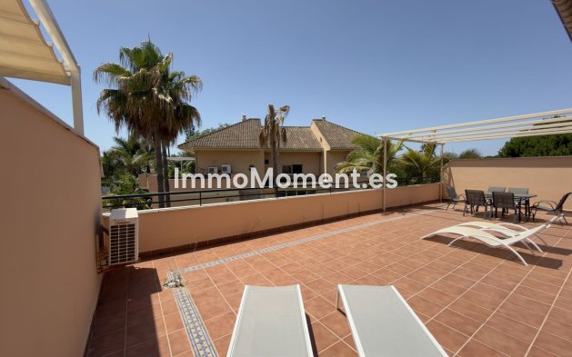 Resale - Apartment - Marbella - Elviria