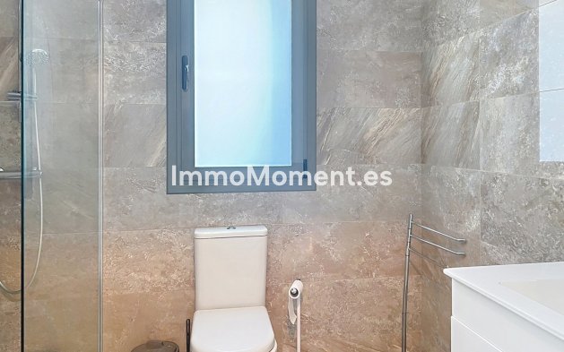 Resale - Apartment - Casares - Casares Centro