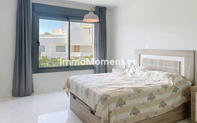 Resale - Apartment - Casares - Casares Centro