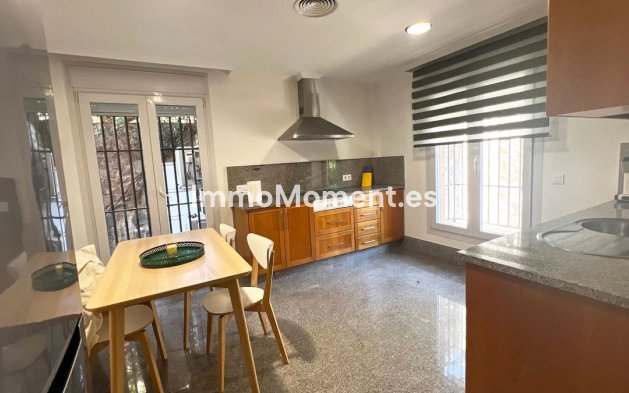 Reventa - Villa independiente - Marbella - Marbella Centro