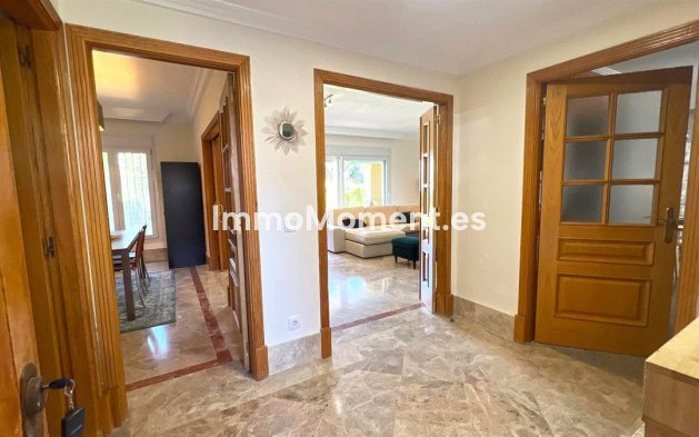 Reventa - Villa independiente - Marbella - Marbella Centro