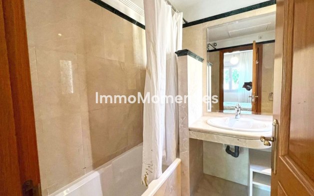 Reventa - Villa independiente - Marbella - Marbella Centro