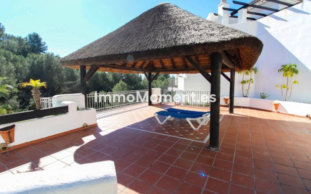 Resale - Townhouse - Inland  - Istán