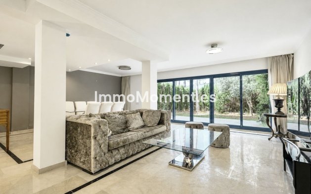 Resale - Townhouse - Marbella - Nueva Andalucía