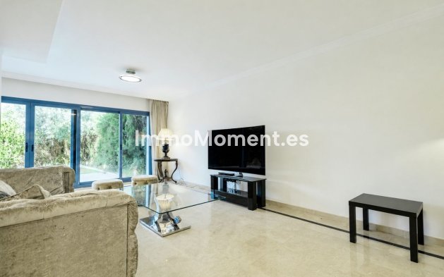 Resale - Townhouse - Marbella - Nueva Andalucía