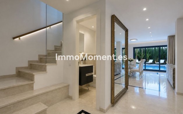 Resale - Townhouse - Marbella - Nueva Andalucía