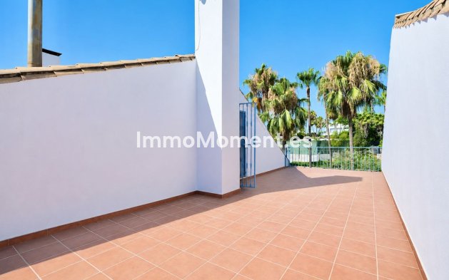 Resale - Townhouse - Marbella - Nueva Andalucía