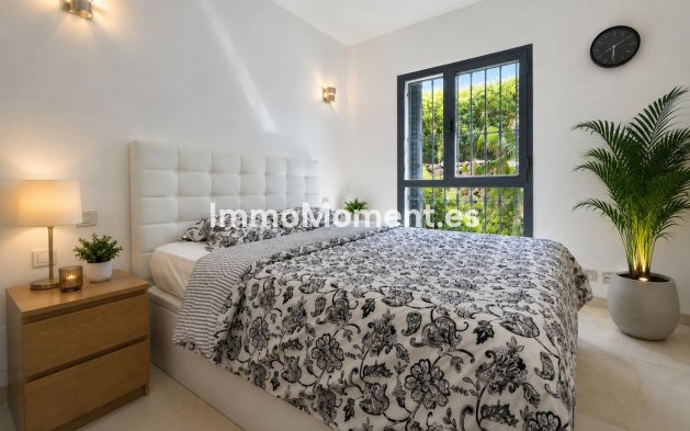 Resale - Townhouse - Marbella - Nueva Andalucía