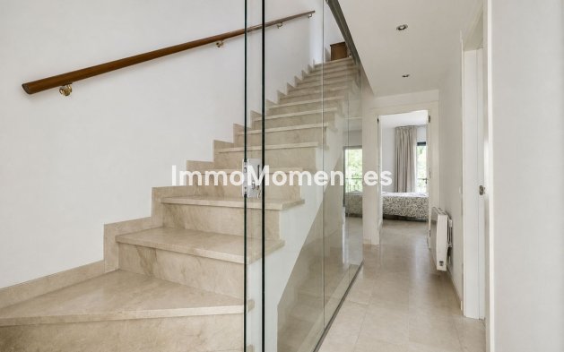 Resale - Townhouse - Marbella - Nueva Andalucía