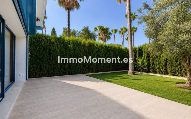 Resale - Townhouse - Marbella - Nueva Andalucía