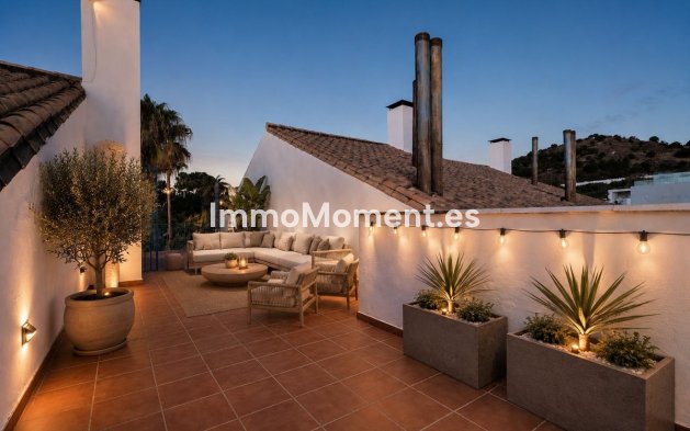 Resale - Townhouse - Marbella - Nueva Andalucía
