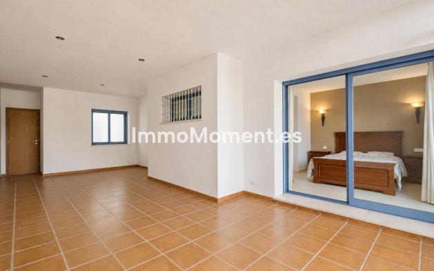 Resale - Townhouse - Marbella - Nueva Andalucía