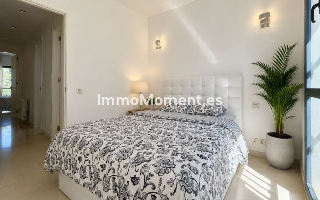 Resale - Townhouse - Marbella - Nueva Andalucía