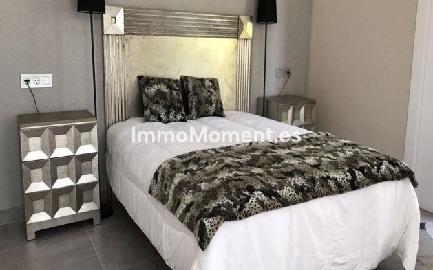Reventa - Villa independiente - Marbella - Nueva Andalucía