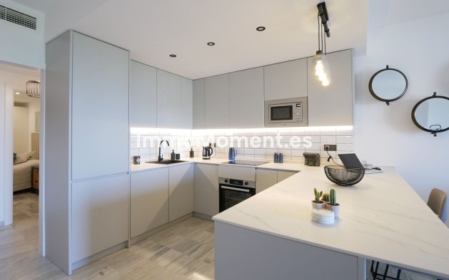 Wiederverkauf - Wohnung - Marbella - Cabopino