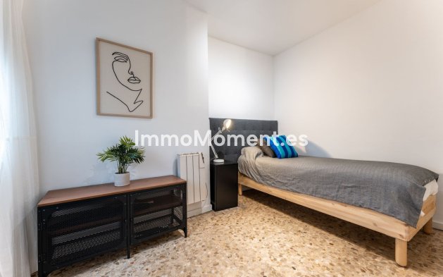 Wiederverkauf - Wohnung - Málaga - Málaga Centro