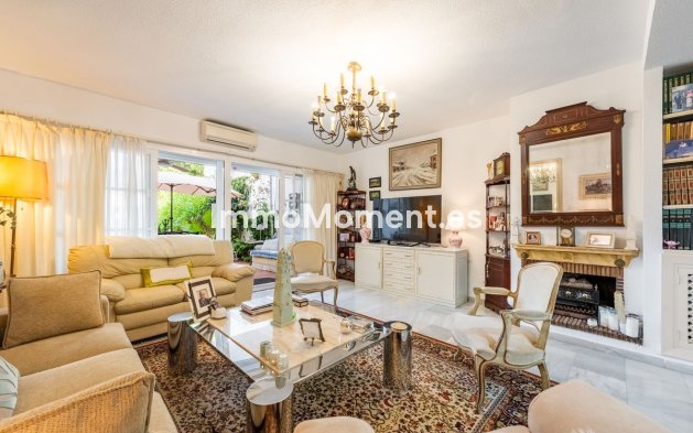 Resale - Townhouse - Estepona - Bel Air