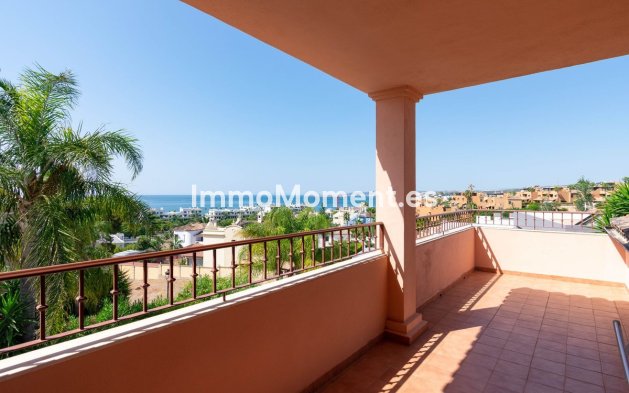 Resale - Detached villa - Estepona - Estepona Centro