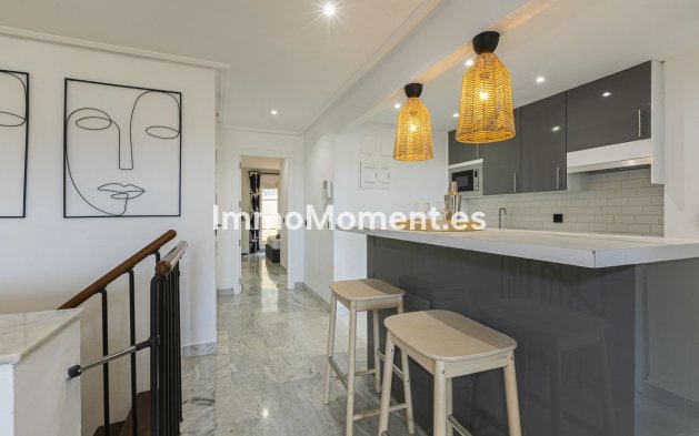 Revente - Appartement - Marbella - Nueva Andalucía