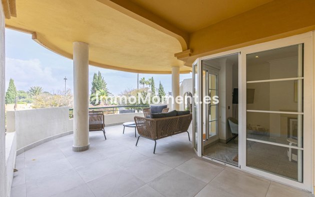Revente - Appartement - Marbella - Nueva Andalucía