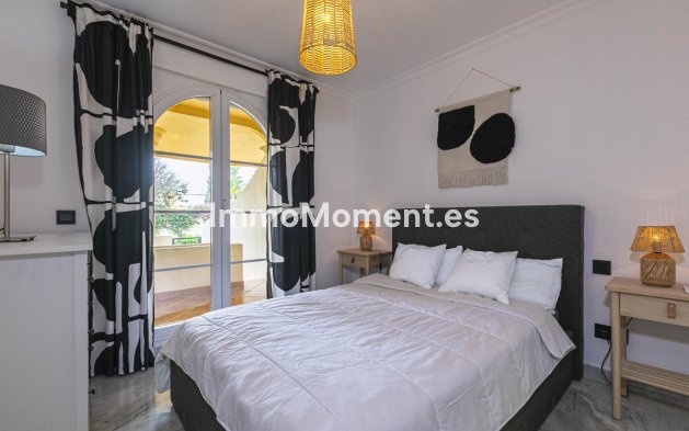 Revente - Appartement - Marbella - Nueva Andalucía