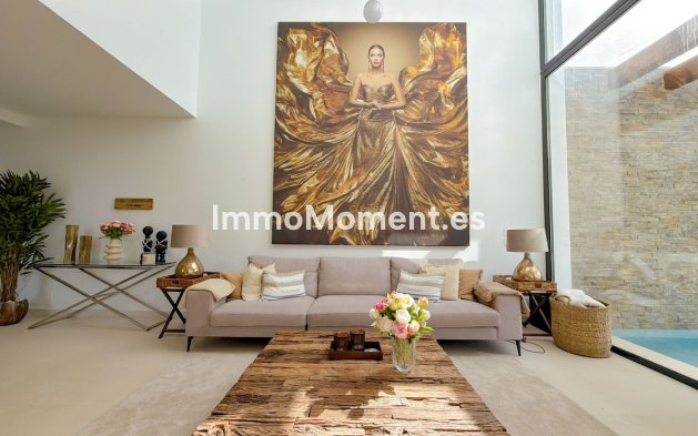 Reventa - Villa independiente - Marbella - Cabopino