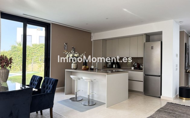 Reventa - Villa independiente - Marbella - Cabopino