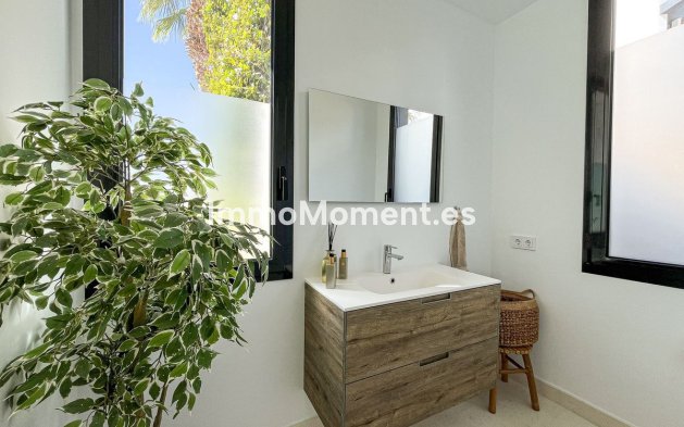 Reventa - Villa independiente - Marbella - Cabopino
